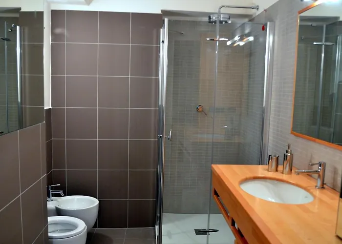 Il Vicolo Daire Como